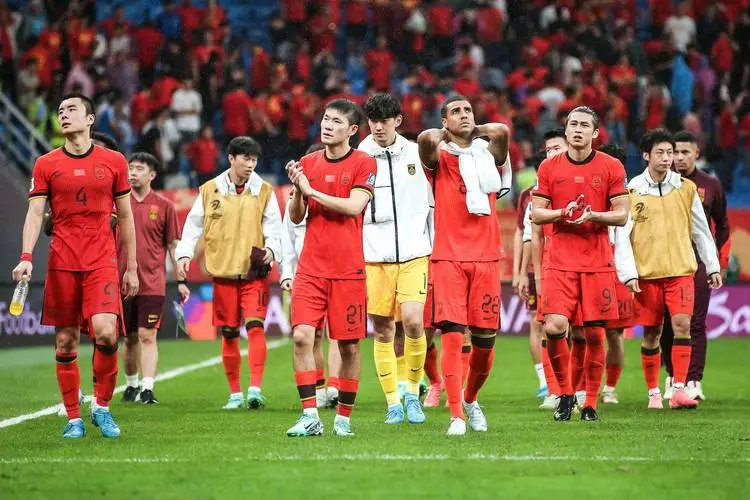 爱尔兰主场击败塞尔维亚，豪取三分