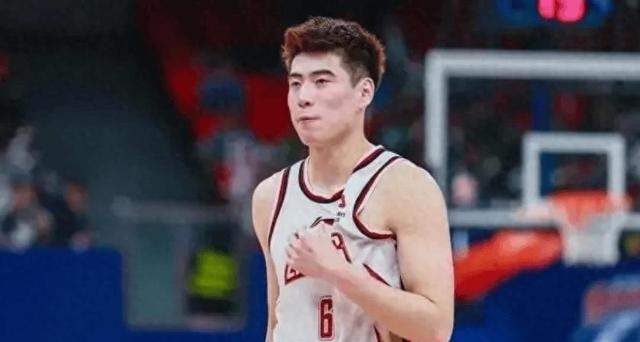 关于外线火力全开，球队三分球命中率居高不下的信息