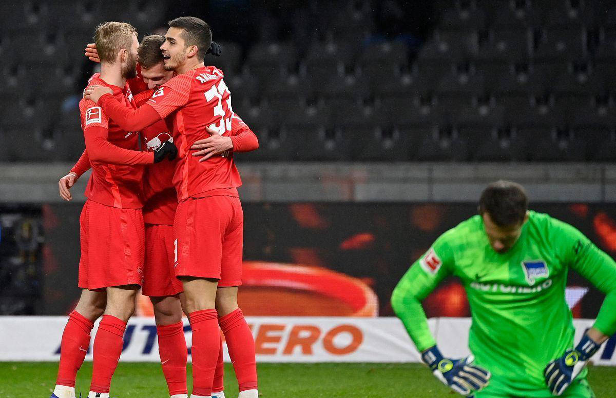 开云体育亚洲官网-莱比锡红牛球员状态火热，助球队取得连胜的简单介绍