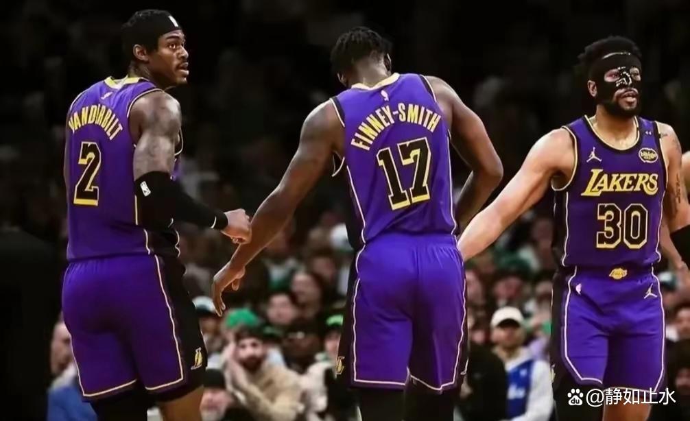 湖人输给雄鹿遭遇连败