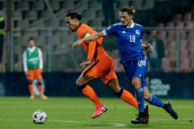 德国全队表现出色，零封对手阻击射门