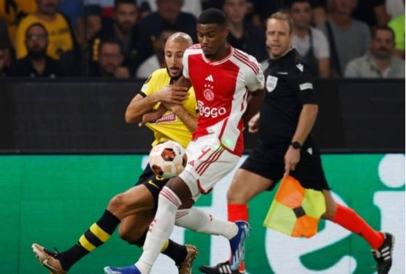 阿贾克斯表现抢眼，马德里竞技遭遇苦战的简单介绍