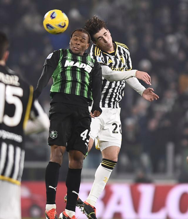 关于老妇人豪取三分，轻松击败对手的信息