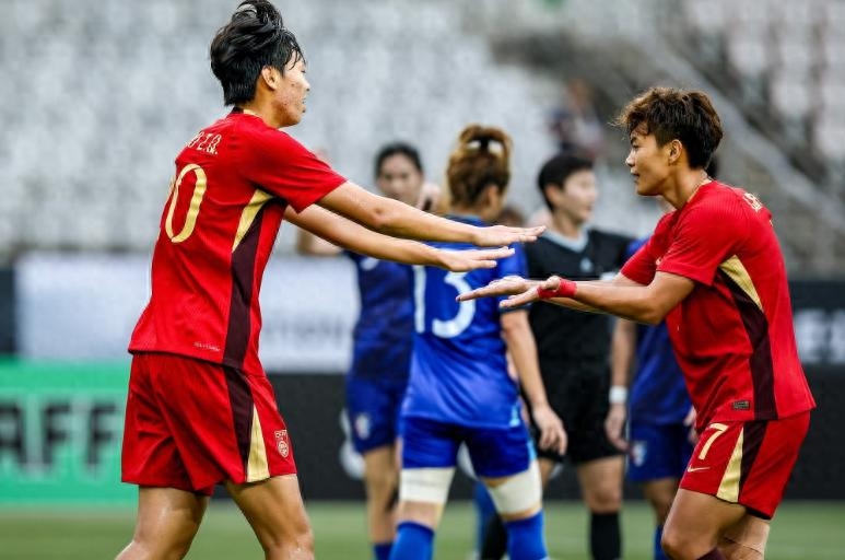 东方体育大战中亚洲足坛又一轮精彩对决