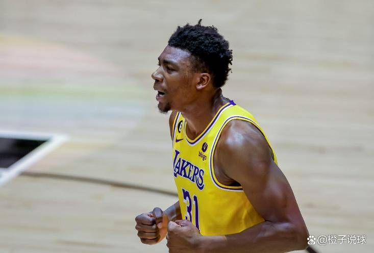 关于太阳队主场迎战爵士队，胜者将登顶西部的信息